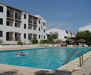 apartamentos-solisla.balearic-islands.net/