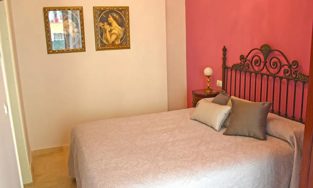 La Casa Azul B&B + Apartments Malaga 2*,