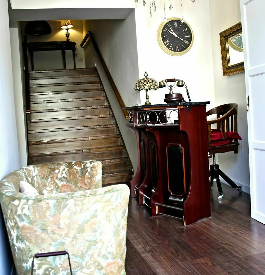 La Casa Azul B&B + Apartments Malaga Bed & Breakfast